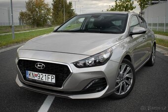Hyundai i30 Fastback 1.4 T-GDi / SVK / 1.M / AJ NA SPLÁTKY / - 5