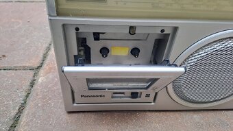 Kazetový magnetofon Panasonic - 5