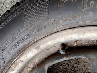 5,5x16 Iveco ocelový disk+ zimní 195/75/16c - 5