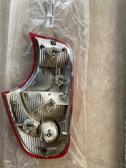 Zadní světlo na karavan Hobby - 5