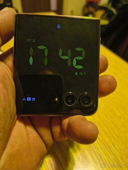 Motorola RAZR 50 ultra - 5