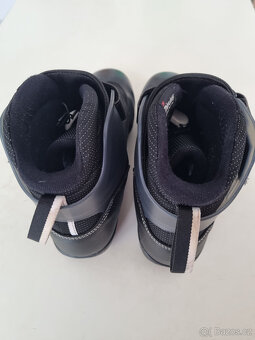 BOTY SALOMON ESCAPE 7 PILOT - 5