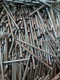 Kolářské hřebíky - 5