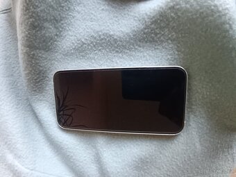 Prodám iPhone 13 128gb - 5