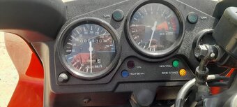 Honda CBR600F - 5