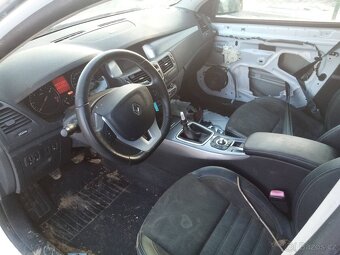 Renault Laguna III sedan 2.0 Dci 110kW M9R744, r.v. 2010 - 5