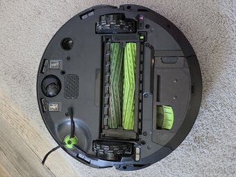 Roboticky vysavač iRobot Roomba Combo j9+ - 5