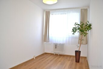 Pronájem bytu 3+kk 56 m² s lodžií - 5