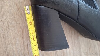 Kožené kotníčkové boty na podpatku Zign vel.42 - 5