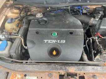 Díly Octavia 1 1.9 tdi - 5