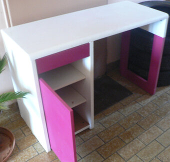 Dětský psací stůl - 5