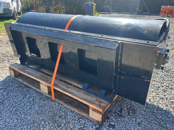 Vibrační válec noví na Smykový Nakladač - 5