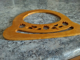 rámečky na dekoraci, retro dřev. polička,kovové odlitky, obr - 5