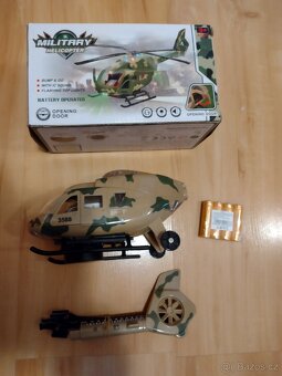 Vojenský vrtulník - nový - 5