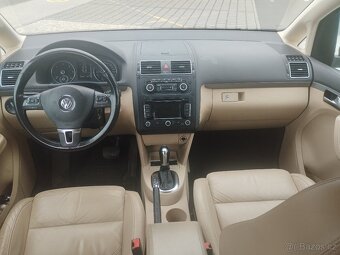 VOLKSWAGEN TOURAN DSG - 5