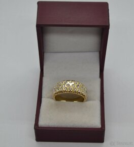 Zlatý prsten  osázený brilianty - 5
