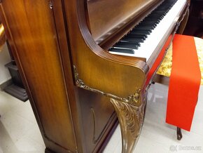 Značkové pianino Schimmel mod.Rococo-Dovoz zdarma - 5
