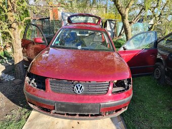 VW PASSAT 3B B5 B5.5 B5,5 DÍLY BLATNÍKY KAPOTA DVEŘE další - 5