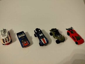 Auta Hotwheels - 5