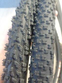 Horské mtb retro pláště bontrager jones xr 262.25 - 5
