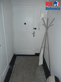 Nabízíme k pronájmu byt 1+kk o ploše 27m2 ve 4NP bez výtah - 5