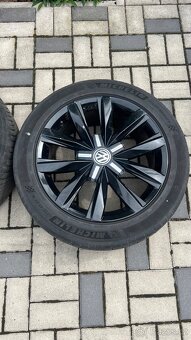 VW T6 Alukola Springfield  255/45 R18 - 5