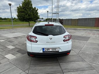 Renault Megane 3 combi - 2011 - 1.5dci 81kW - 124.699Km - 5