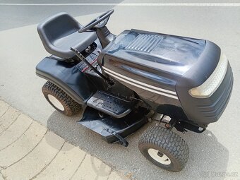 Prodám zahradní traktor Partner 15hp - 5