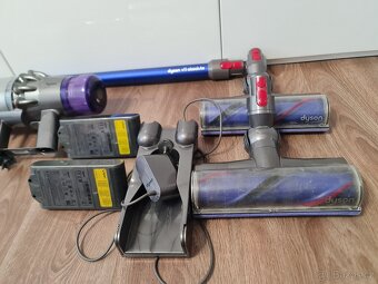 Tyčový vysavač Dyson V11 Absolute - 5