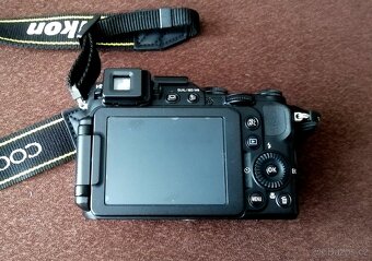 Nikon Coolpix P7800 - 5