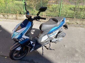 Skútr SAXON EURO 5 - 5