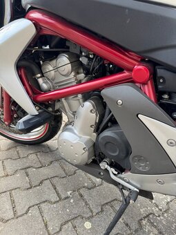 Kawasaki ER-6N ABS - 5