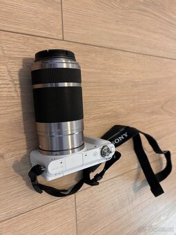 Sony Nex-3N + 2 objektivy + příslušenství - 5