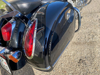 Honda Valkyrie F6C - 5