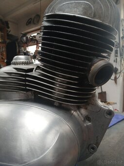 Motor Jawa 250/353 plně funkční ,patinovka - 5