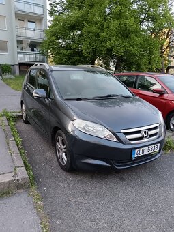 Honda fr-v 2.2 - 5