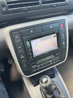 Volkswagen Sharan 19TDI 96 Kw - 5