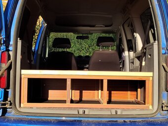Vestavba VW Caddy Maxi - 5