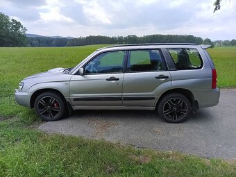 Subaru Forester 2,5xt - 5