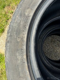 Pneu 225/55 R17 - 5