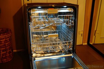 Myčka Miele celonerezová G6700 SCU, tři koše - 5