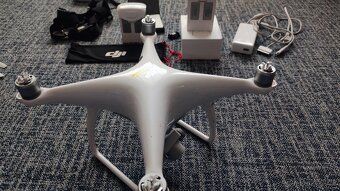Dji Phantom 4 (nebourany) - 5