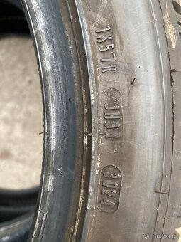 Zimní pneu dunlop 225/45/17 - 5