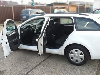 ŠKODA OCTAVIA COM III,1,6 TDi,ESP,KLIMA,ČR.SERVISKA - 5