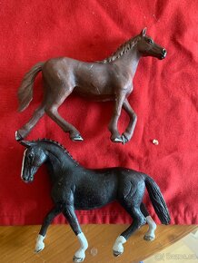 Koně a vybava Schleich - 5