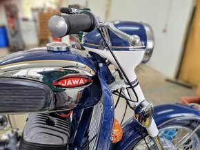 JAWA CALIFORNIAN - Policejní Verze - 5