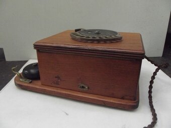 Altes Siemens Wandtelefon Fernsprecher Holz Messing usw - 5