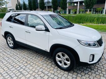 Kia Sorento 2.2CRDi 4x4 MANUÁL LED VÝHŘEV KAMERA SENZORY - 5