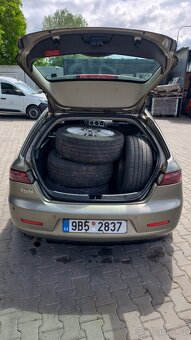 Prodám Alfa Romeo 159 1.9 JTDm, 135 kW, automat, r.v. 2007 - 5