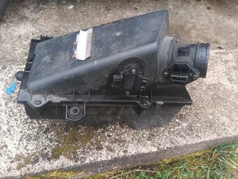 Prodám filtr box s váhou vzduchu na Octavia 1 1.8t - 5